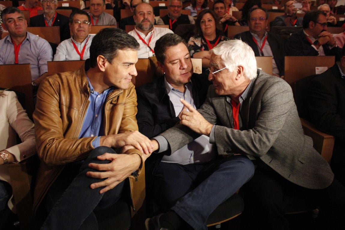 La inauguración del XI Congreso Regional del PSOE, en imágenes