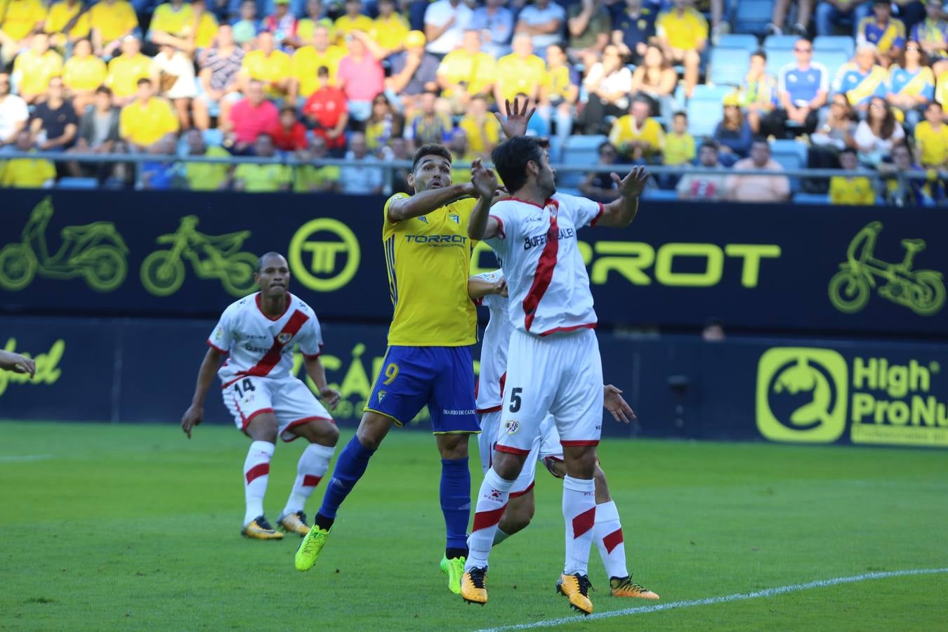 Las mejores imágenes del partido Cádiz-Rayo