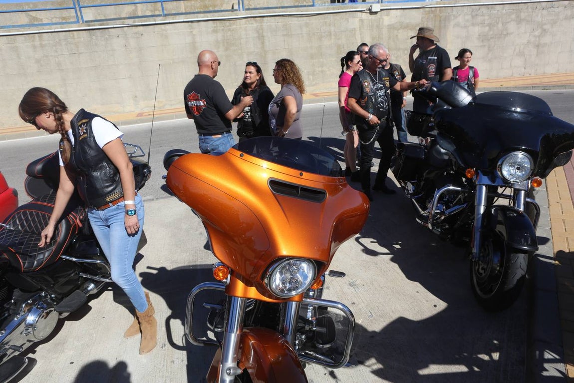 Concentración de Harley Davidson en Cádiz