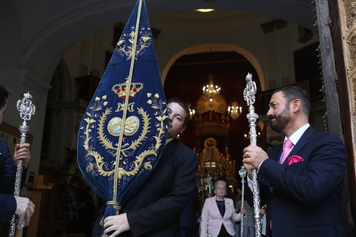 La procesión de la Virgen de La Palma de Cádiz, en imágenes