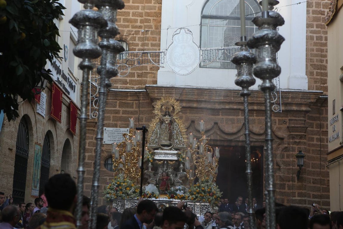 La procesión de la Virgen de La Palma de Cádiz, en imágenes