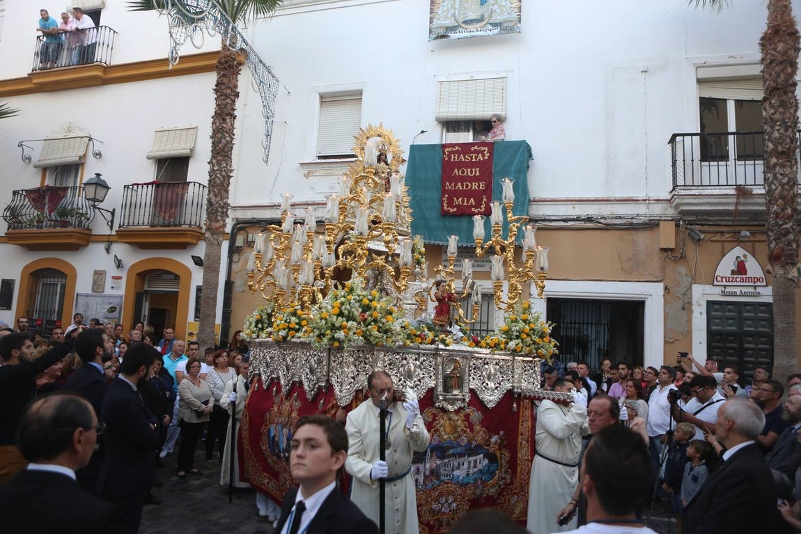 La procesión de la Virgen de La Palma de Cádiz, en imágenes
