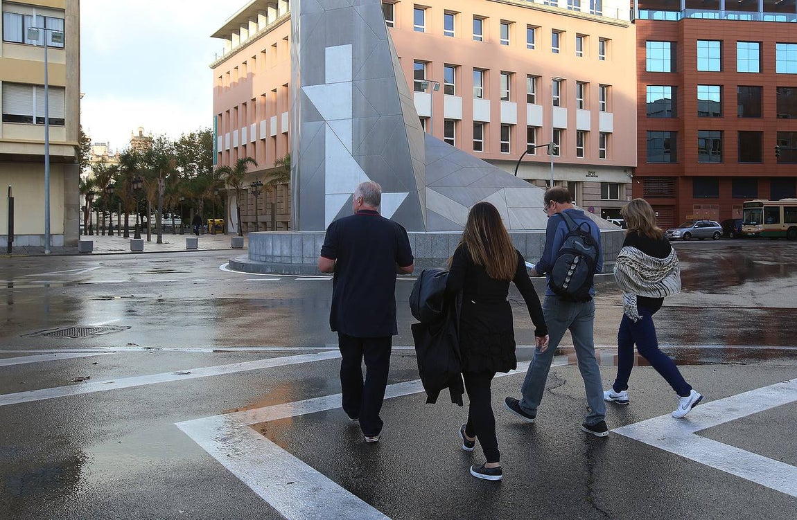 Cádiz, ciudad intransitable