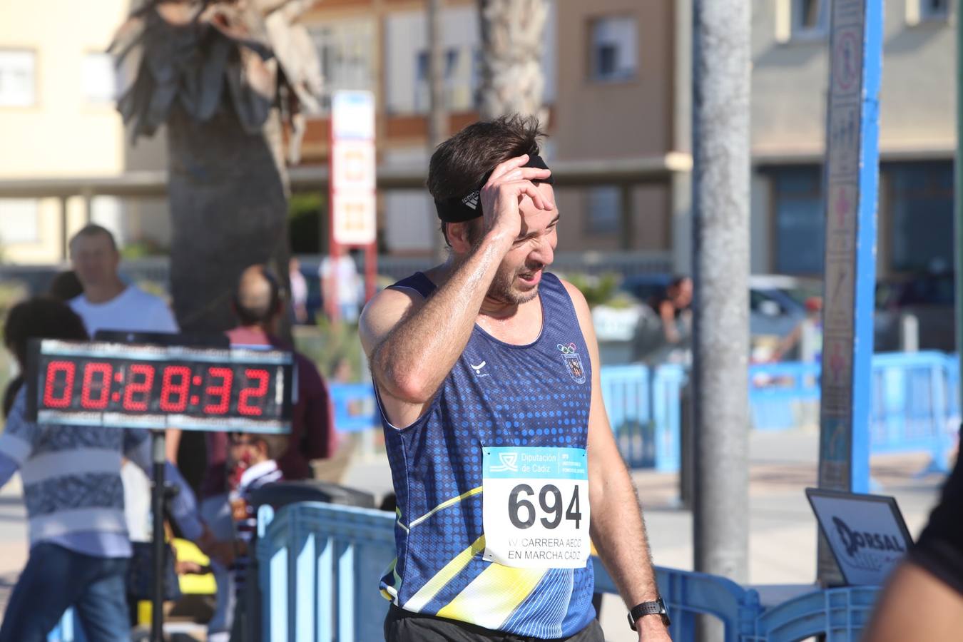 Búscate en la IV Carrera contra el cáncer de Cádiz (I)