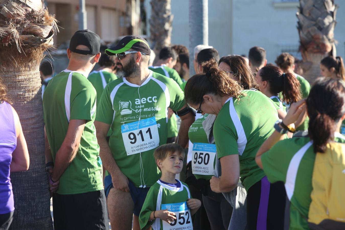 Búscate en la IV Carrera contra el cáncer de Cádiz (I)