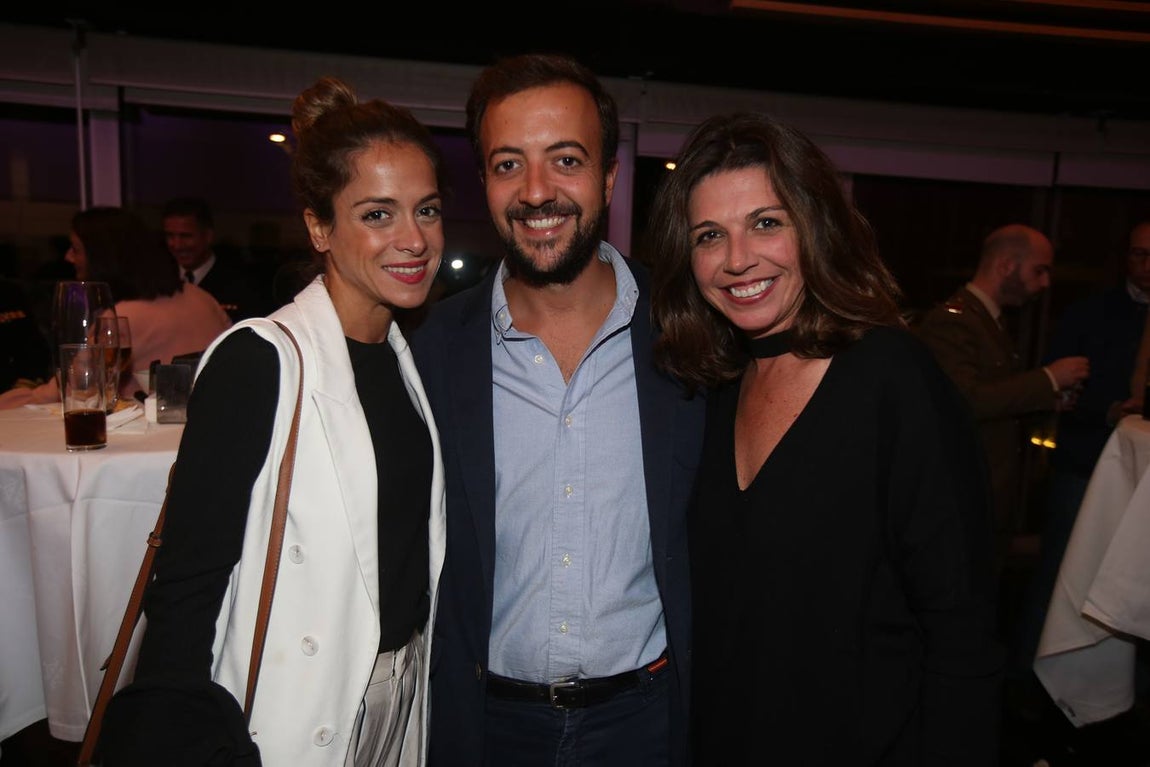 Gabriela Uruñuela, Jesús Arroyo y Cristina Larrañaga. 
