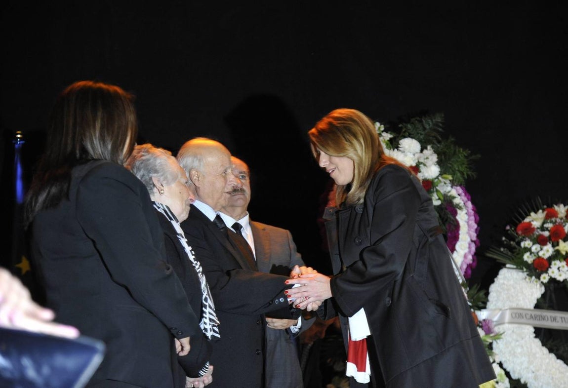 Rostros conocidos en la capilla ardiente del humorista