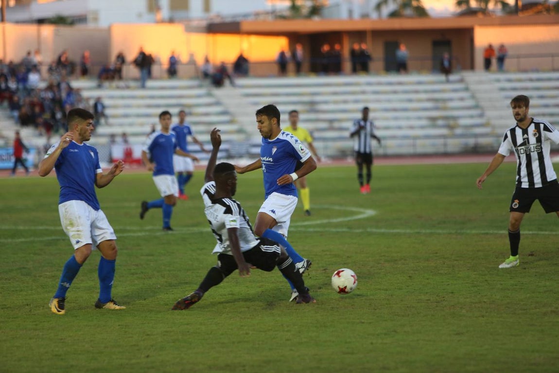San Fernando-Balona (2-0)
