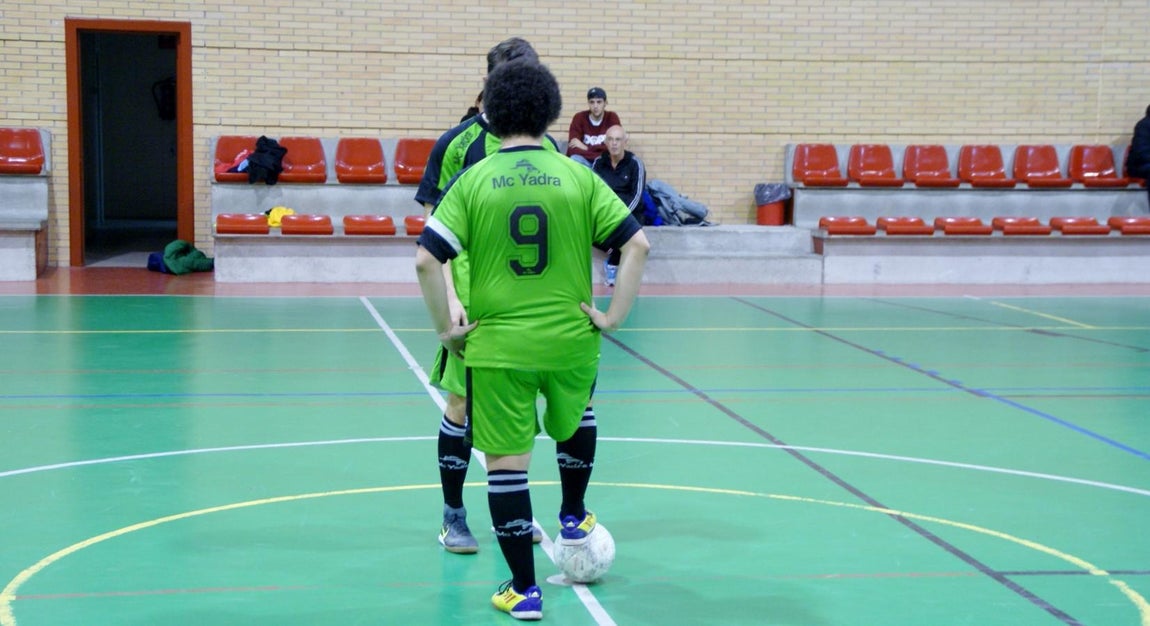 Las mejores imágenes del partido de fútbol sala entre Jesús María y BVM Irlandesas