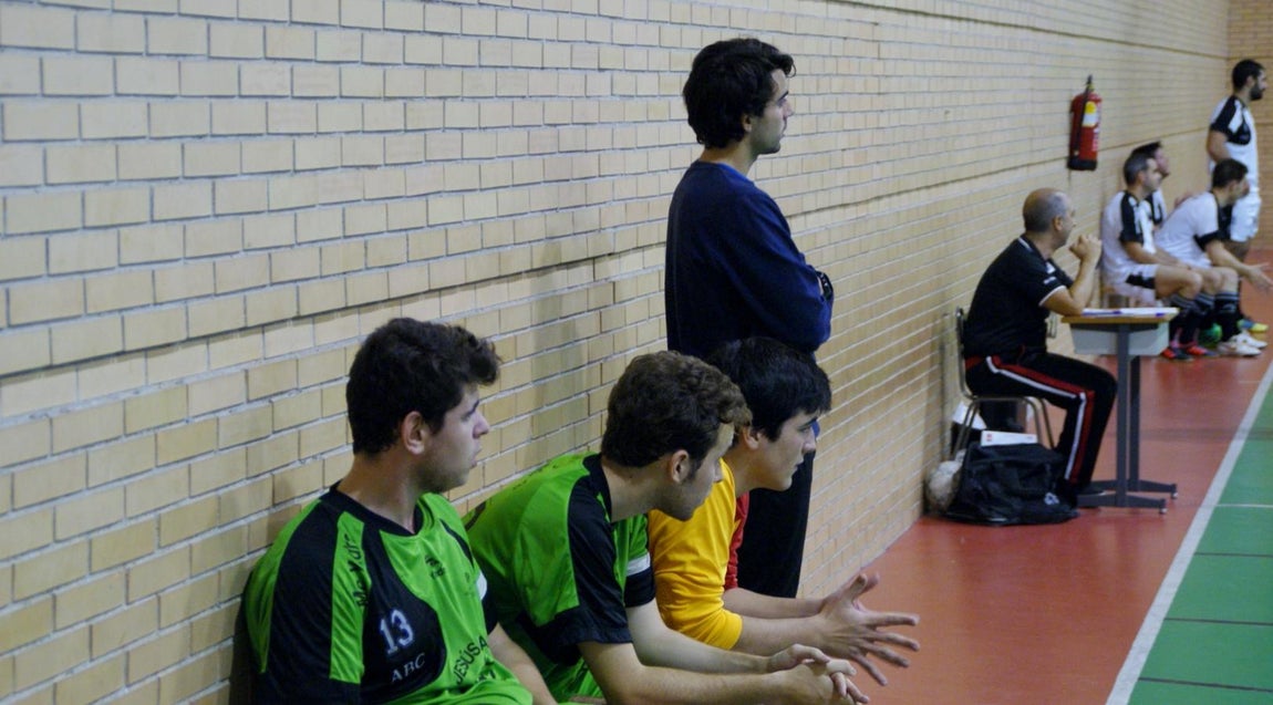 Las mejores imágenes del partido de fútbol sala entre Jesús María y BVM Irlandesas