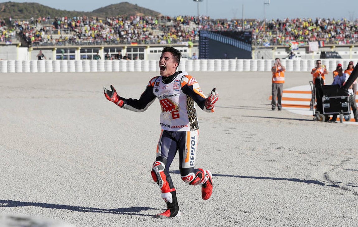 Las mejores imágenes del título de Marc Márquez