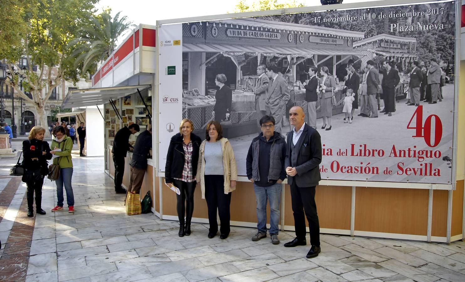 La Feria del Libro Antiguo de Sevilla, en imágenes