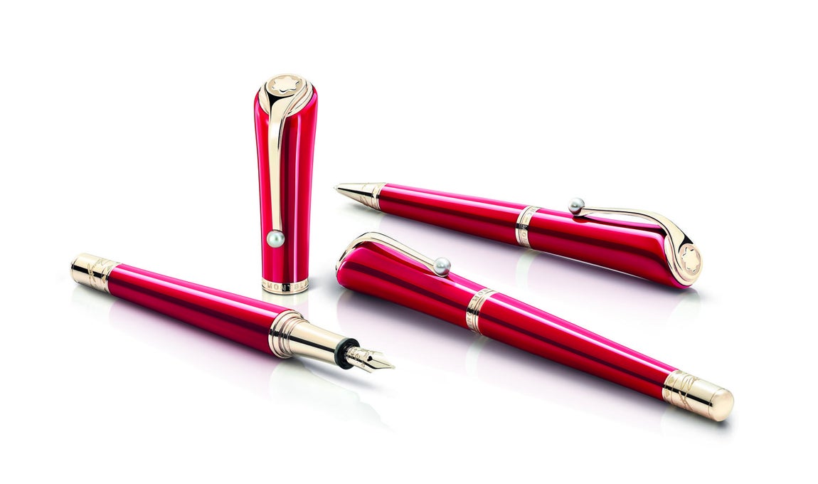 Edición Especial. Esta edición se compone de una estilográfica, un bolígrafo y un rollerball presentados de manera exquisita en un elegante estuche rojo. Cada detalle evoca momentos de la vida de la actriz y detalles de su personalidad