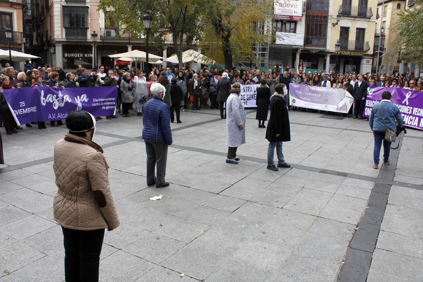 La marcha por la eliminación de la violencia de género en Toledo, en imágenes