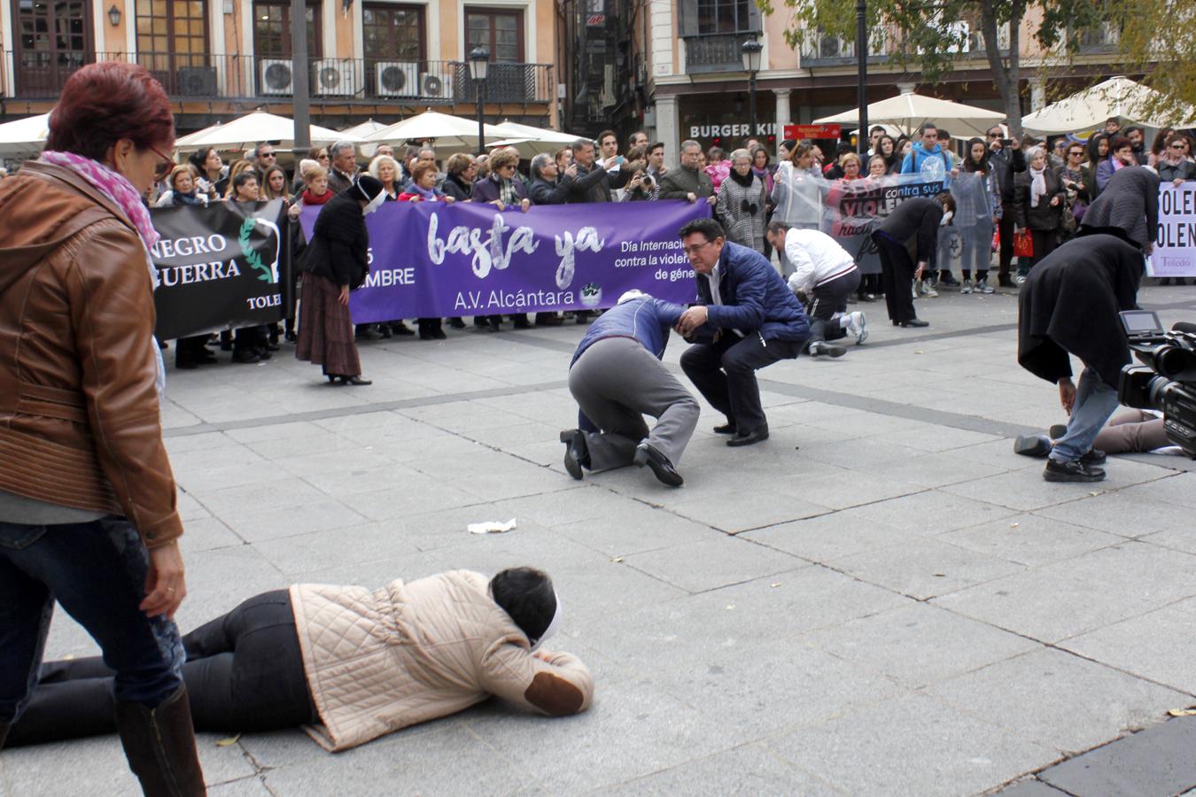 La marcha por la eliminación de la violencia de género en Toledo, en imágenes