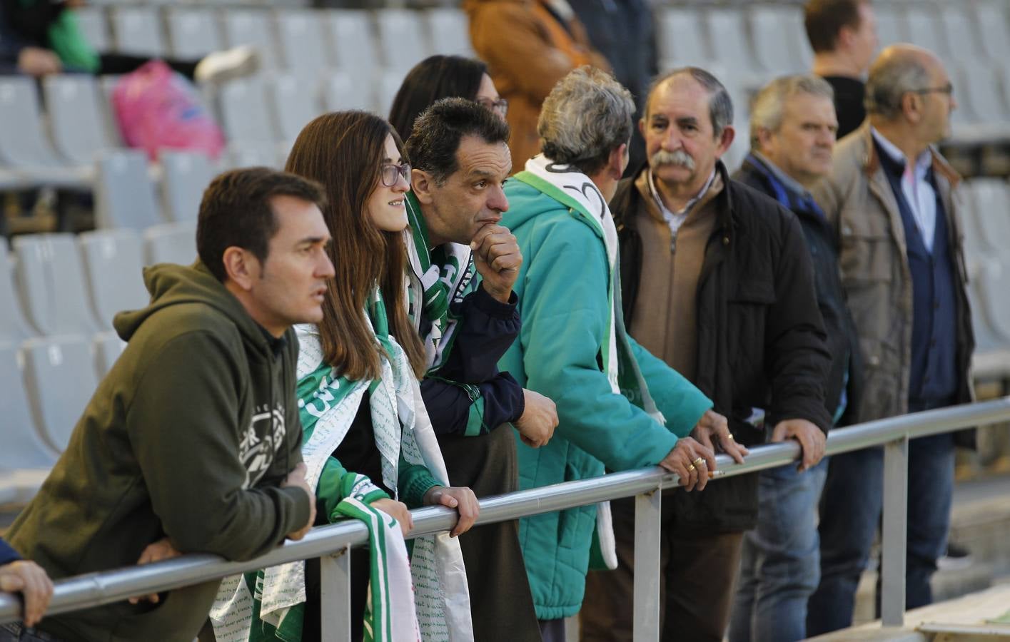 Las redes sociales hierven con las fotos del presidente del Córdoba CF tras el empate con la Cultural