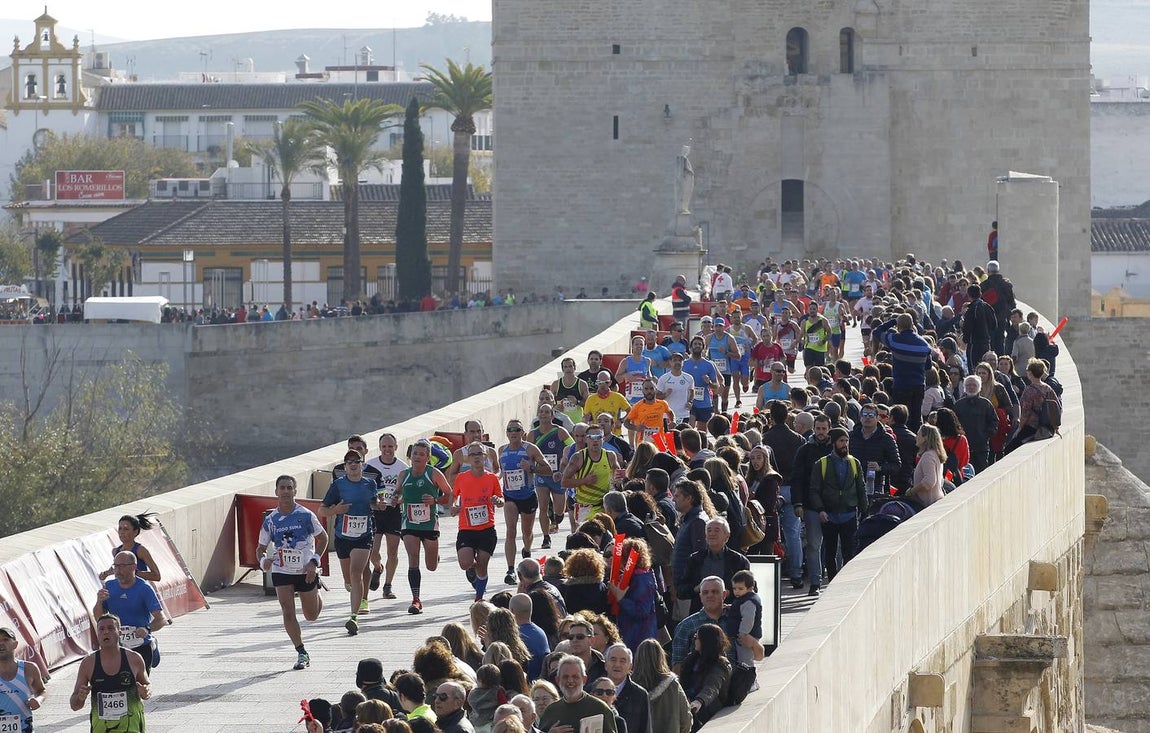 La XXXIII Media Maratón de Córdoba, en imágenes