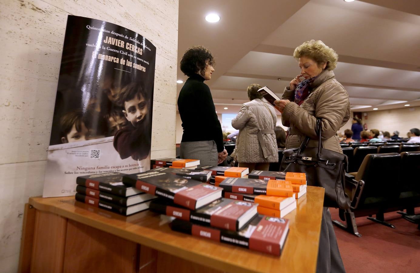 Las imágenes de Javier Cercas en el Foro Cultural de ABC