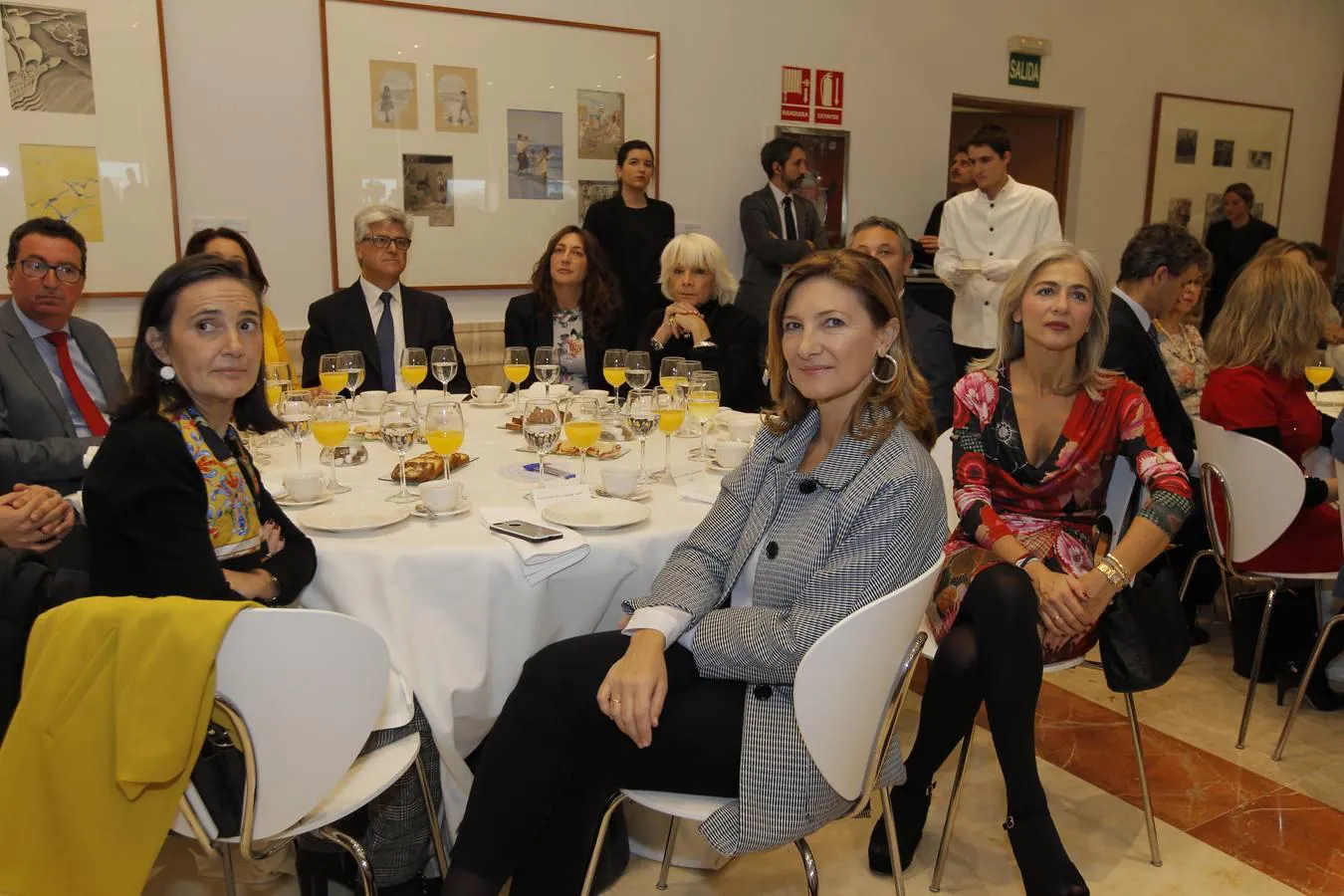 La clausura de «Andalucía en Femenino» con Fátima Báñez, en imágenes