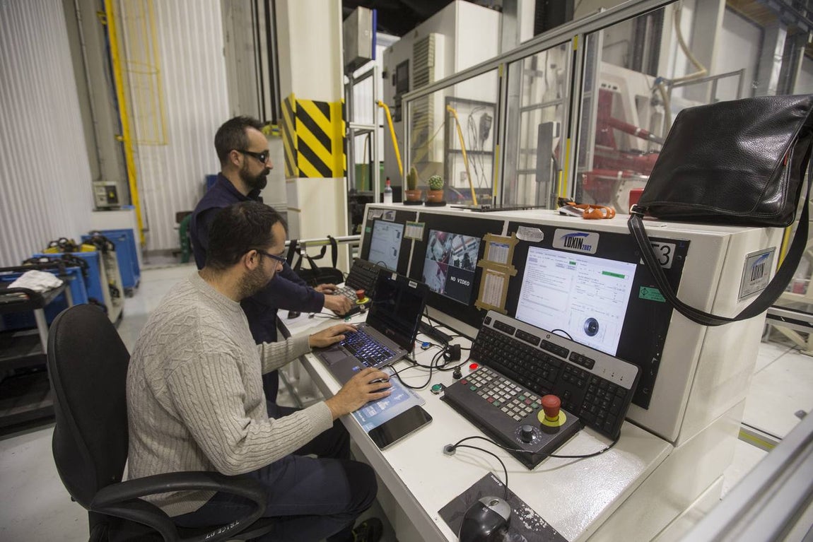 Fotos: Airbus Puerto Real, a la vanguardia de la innovación