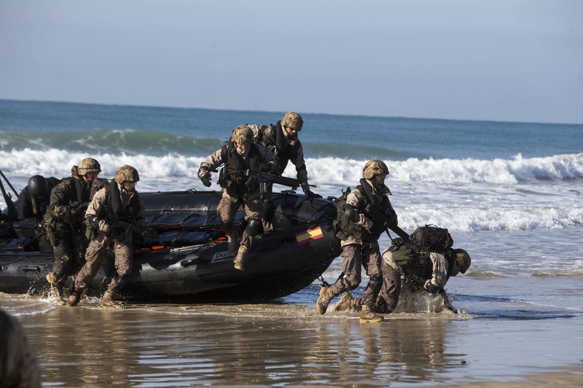 Dentro del ejercicio Marfibex de la Armada Española (II)