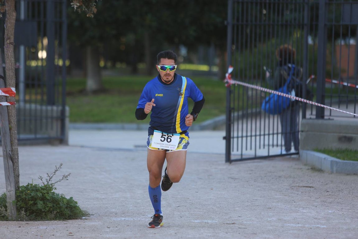 Fotos: I Carrera Solidaria Crucera Ifitness en Cádiz