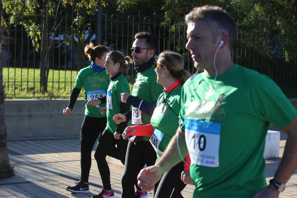 Fotos: I Carrera Solidaria Crucera Ifitness en Cádiz