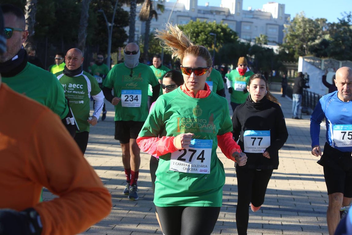 Fotos: I Carrera Solidaria Crucera Ifitness en Cádiz