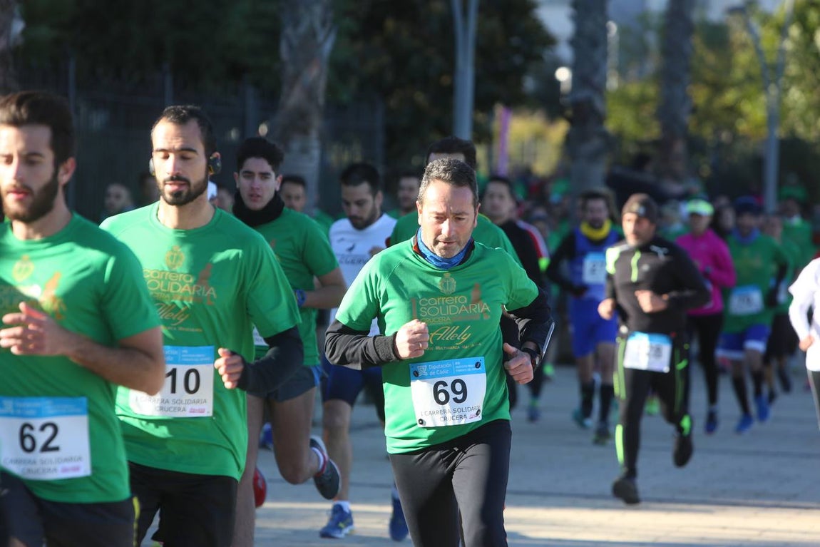 Fotos: I Carrera Solidaria Crucera Ifitness en Cádiz