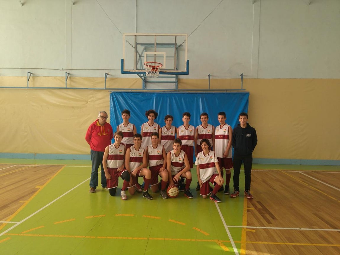 Las mejores imágenes del partido entre El Prado y Sagrados Corazones &quot;A&quot;