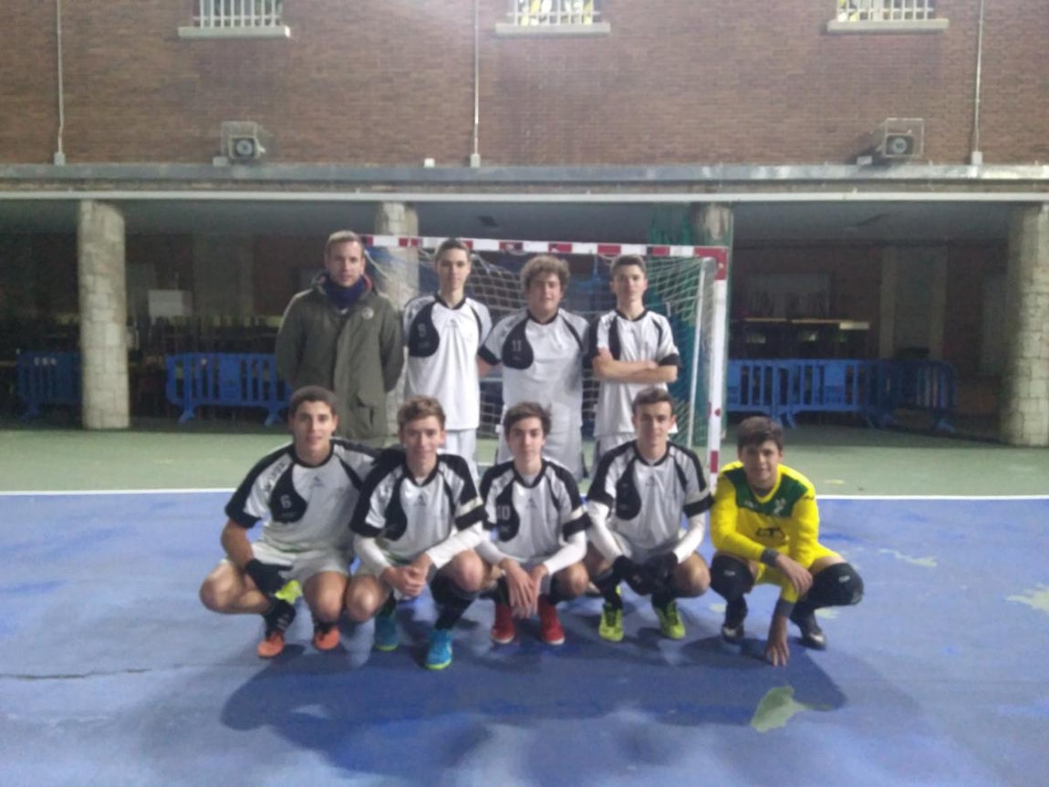 Las mejores imágenes del partido disputado entre Jesús Maestro y Salesianos San Miguel