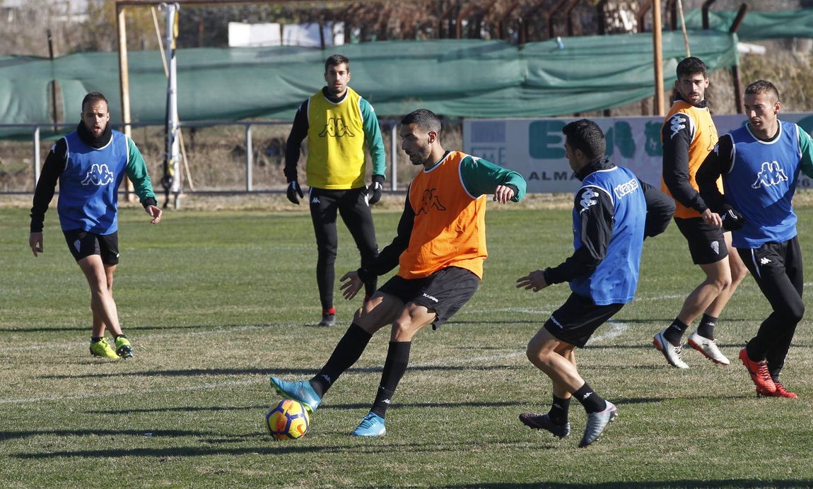 Imágenes del primer día de Jorge Romero como técnico del Córdoba CF