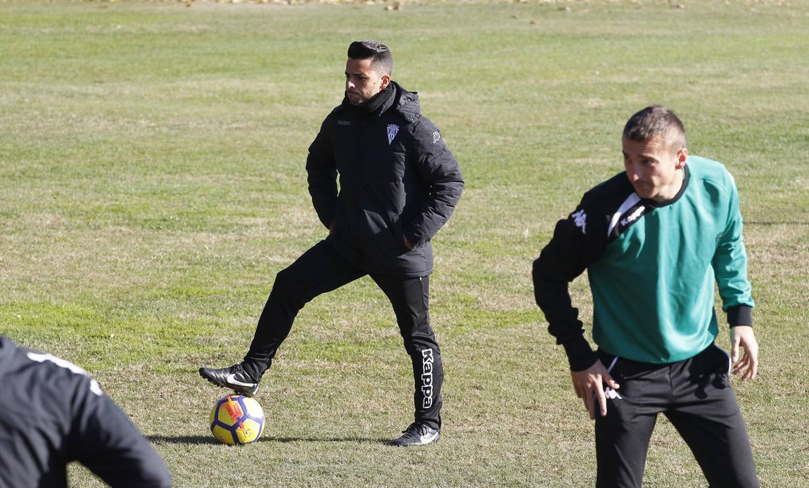 Imágenes del primer día de Jorge Romero como técnico del Córdoba CF