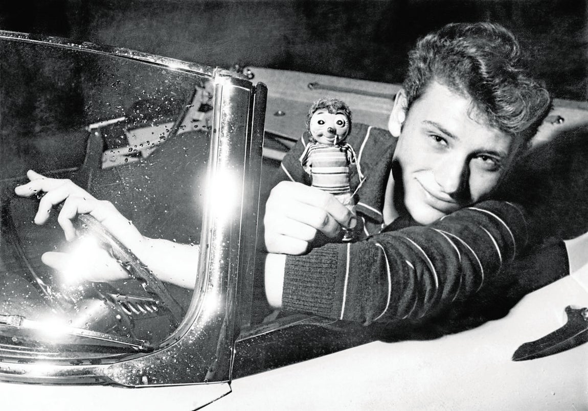 Esta fotografía de Johnny Hallyday fue tomada a principios de los 60. 