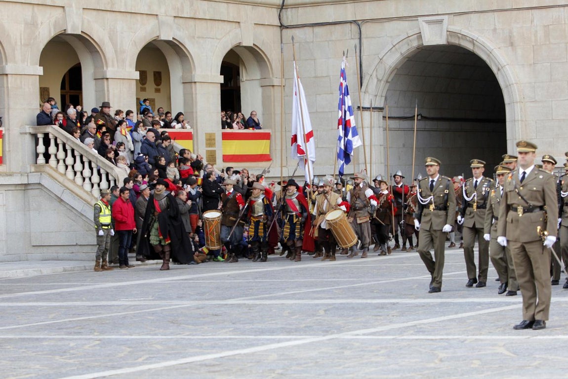El acto castrense de la Academia de Infantería, en imágenes