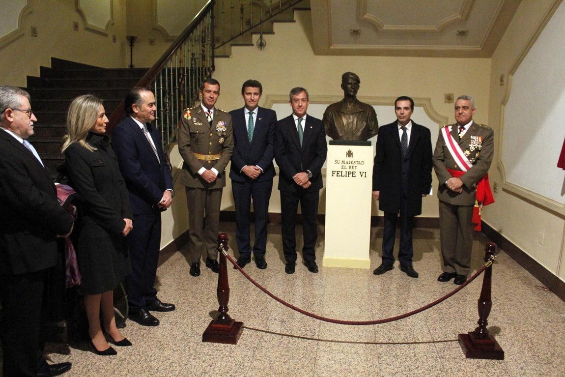 El arzobispo de Toledo, Braulio Rodríguez, ha bendecido el cuadro «Madre de los Infantes», una obra del pintor Ricardo Sanz que se ha elaborado en conmemoración del CXXV aniversario de la proclamación de la Inmaculada Concepción como patrona del Arma de Infantería. 