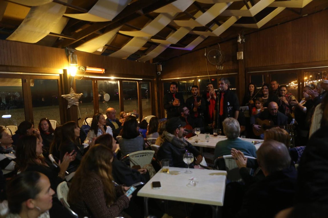 Fotos: Las zambombas animan la navidad en la provincia de Cádiz