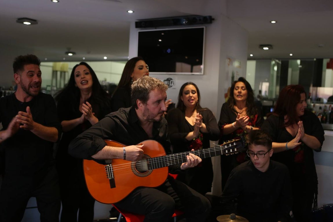 Fotos: Las zambombas animan la navidad en la provincia de Cádiz