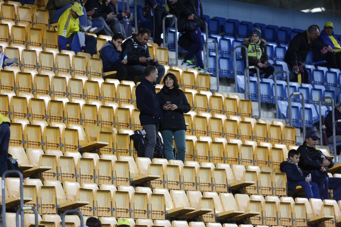 Fotos: Búscate en las gradas de Carranza