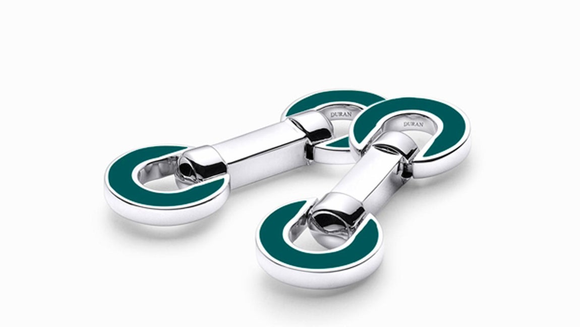 Durán Joyeros. Gemelos modelo Sixties, realizado en plata y esmalte en color verde. (Precio: C.P.V.)