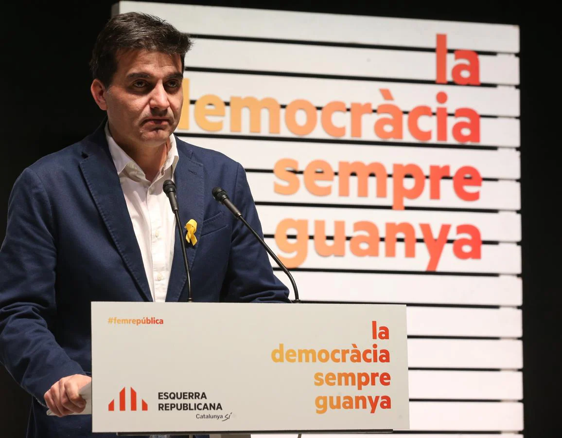 El portavoz de ERC, Sergi Sabrià valora sobre el 21-D que las elecciones fueron convocadas de forma «ilegal», pero que la participación «legitima» los resultados.. 