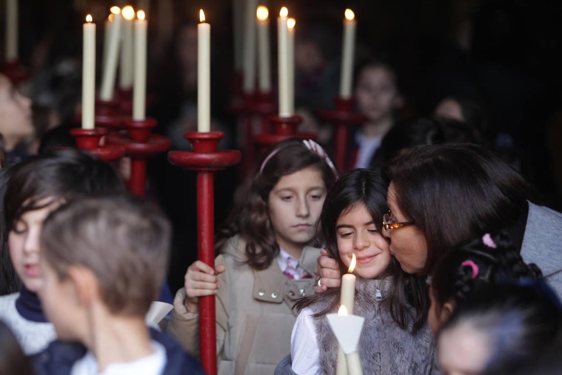 La procesión de El Niño Jesús de Córdoba, en imágenes
