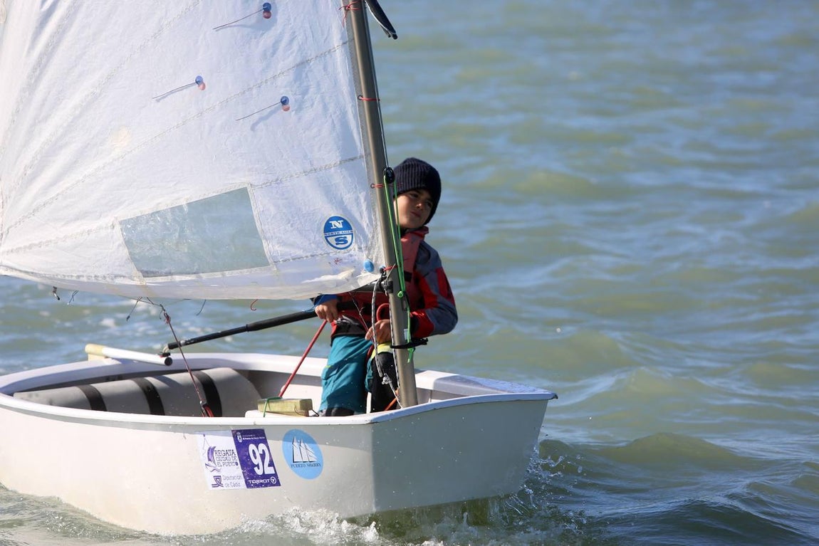GALERÍA FOTOS: Comienza la Optimist Excellence Cup en aguas gaditanas