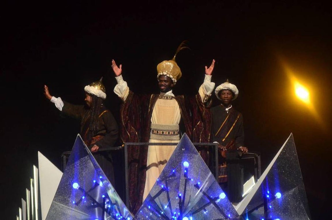 La cabalgata de los Reyes Magos de Madrid, en imágenes