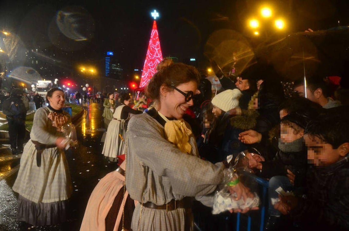 La cabalgata de los Reyes Magos de Madrid, en imágenes