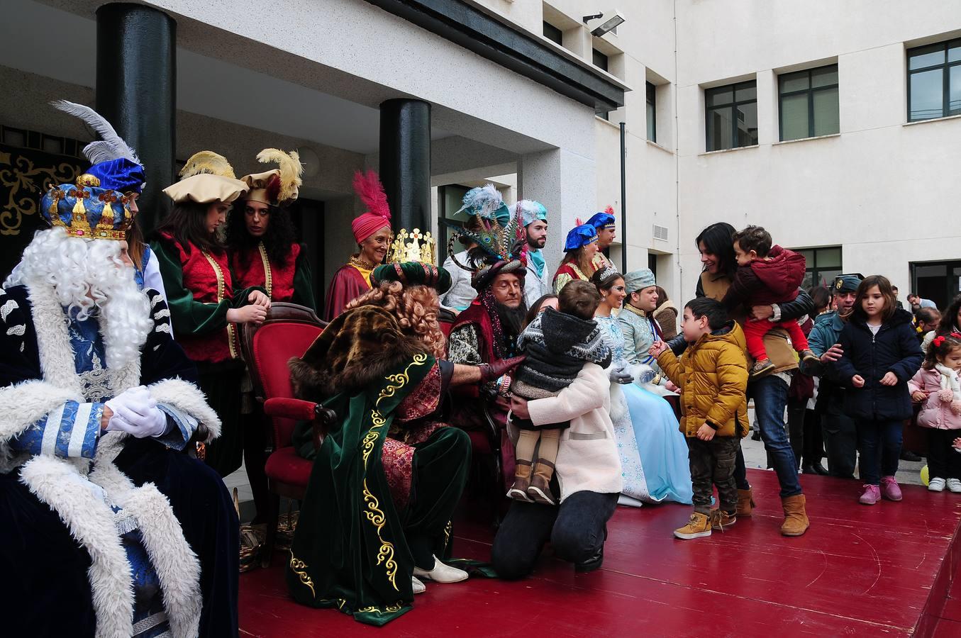 FOTOS: Visita de los Reyes a la Comandancia