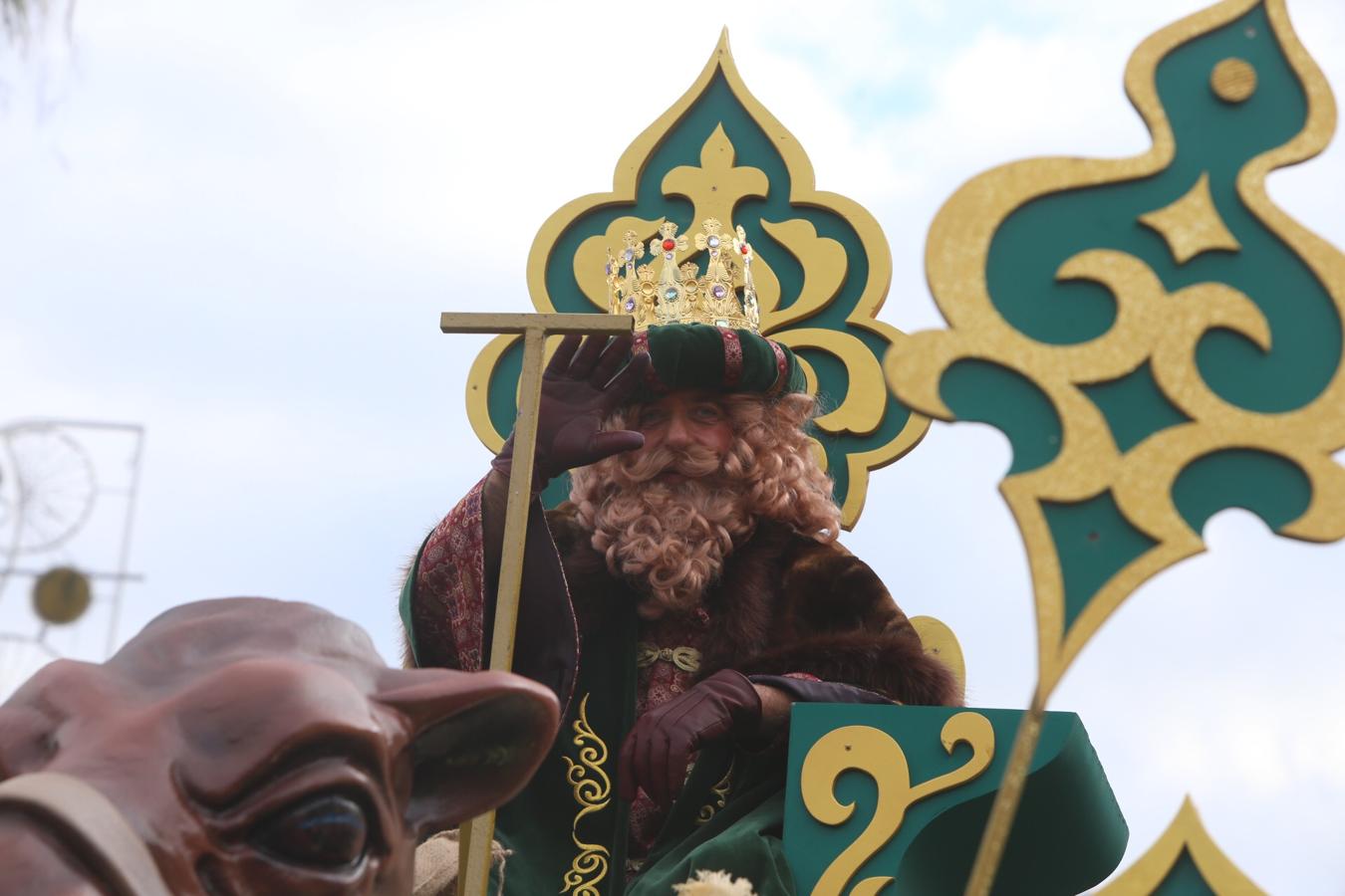 FOTOS: La Cabalgata de los Reyes Magos de Cádiz