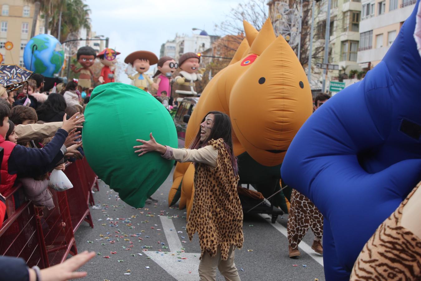 FOTOS: La Cabalgata de los Reyes Magos de Cádiz