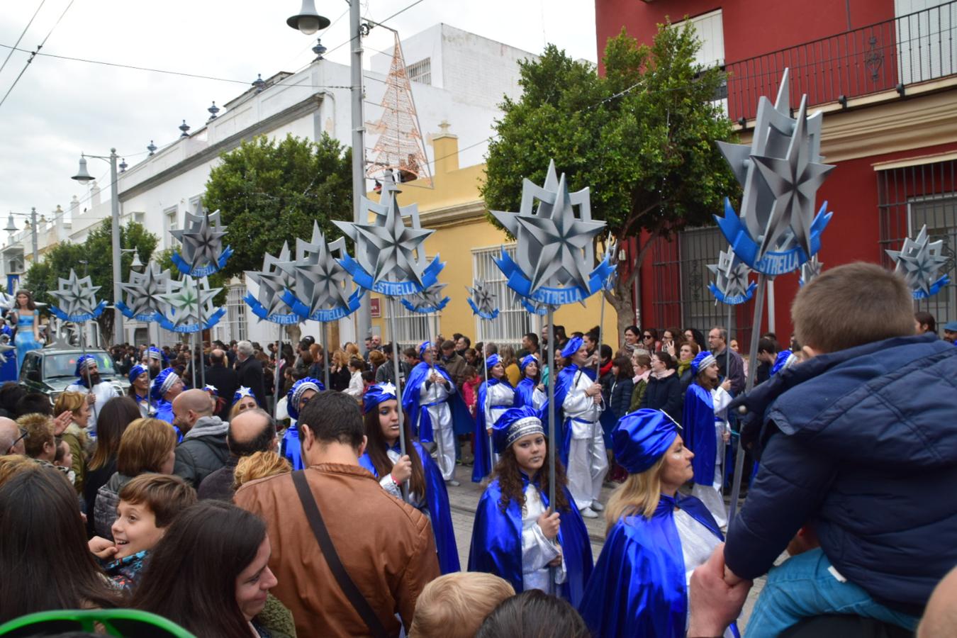 Las Cabalgatas de Reyes de la Bahía, en imágenes