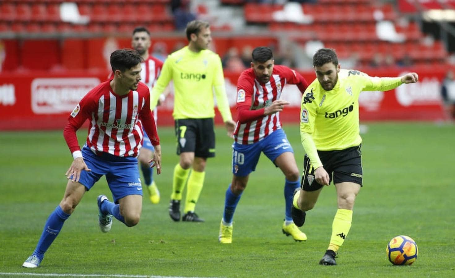 El Sporting de Gijón-Córdoba CF, en imágenes